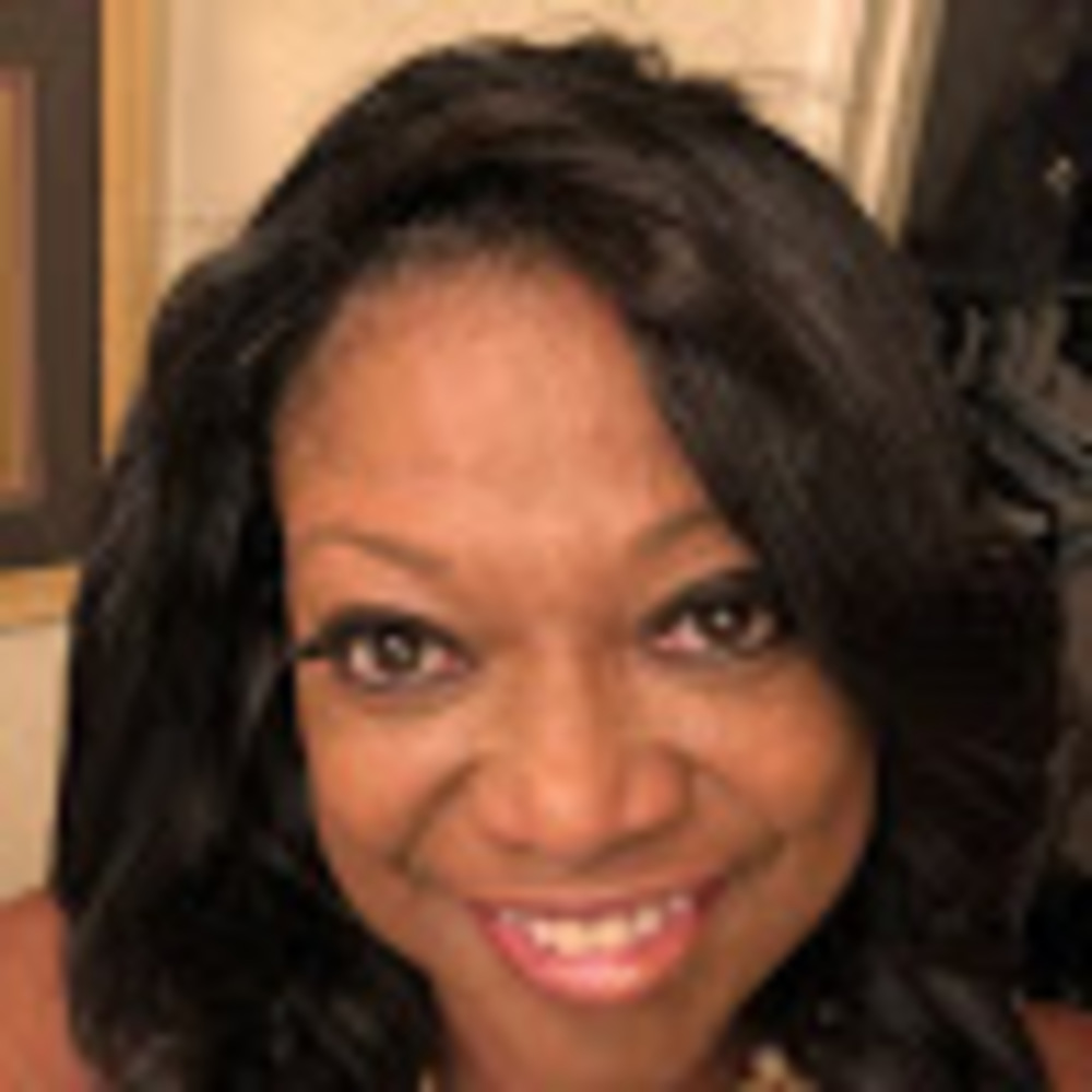 Meet your Posher, Valarie